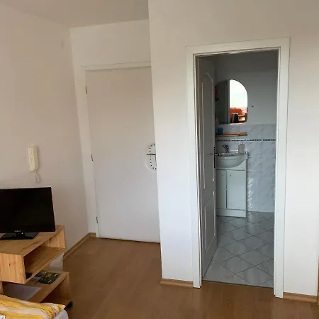 325 Bed & Breakfast Tábor